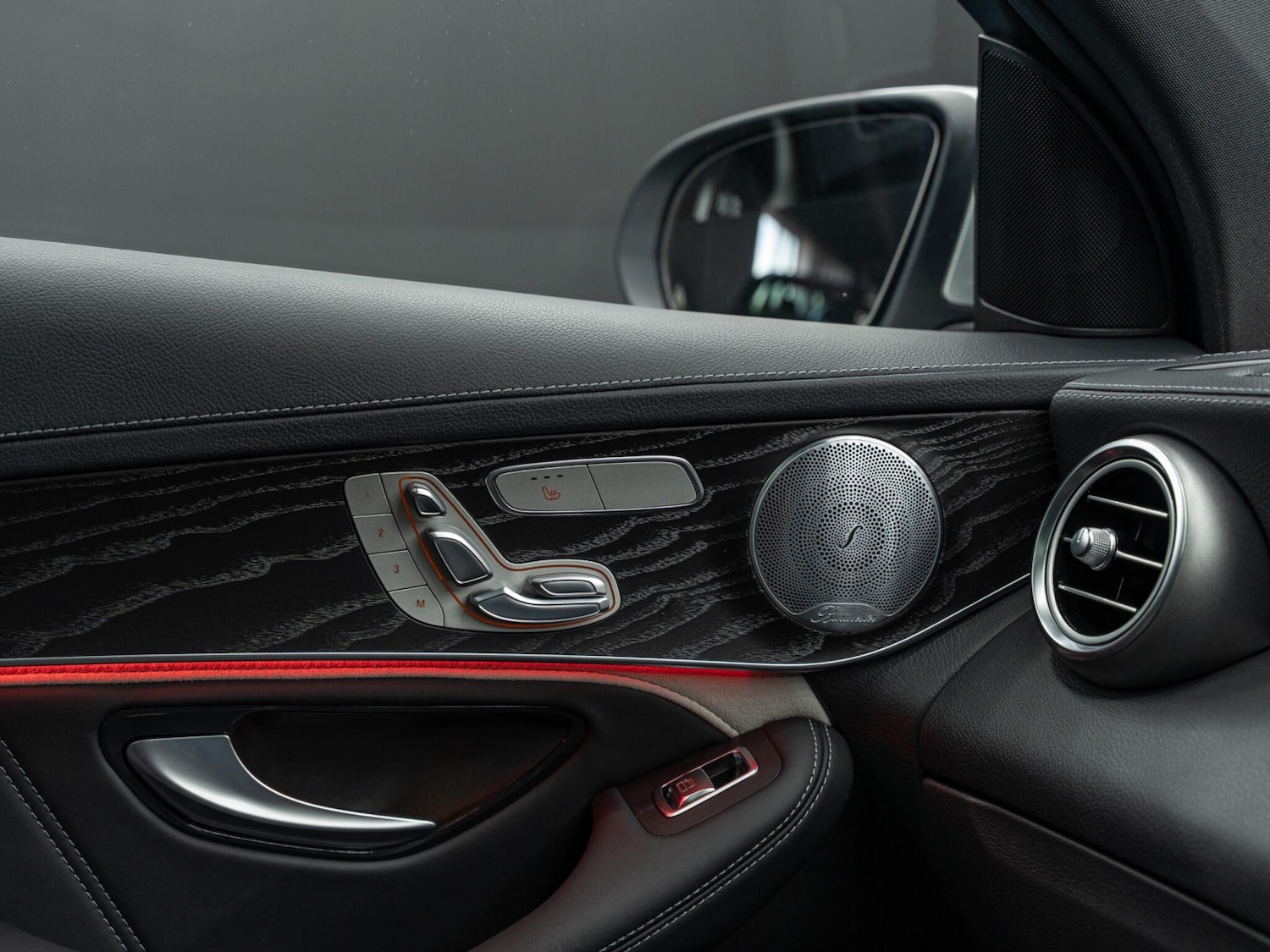 Used Mercedes-Benz GLC for sale - 76996316: Photo 28