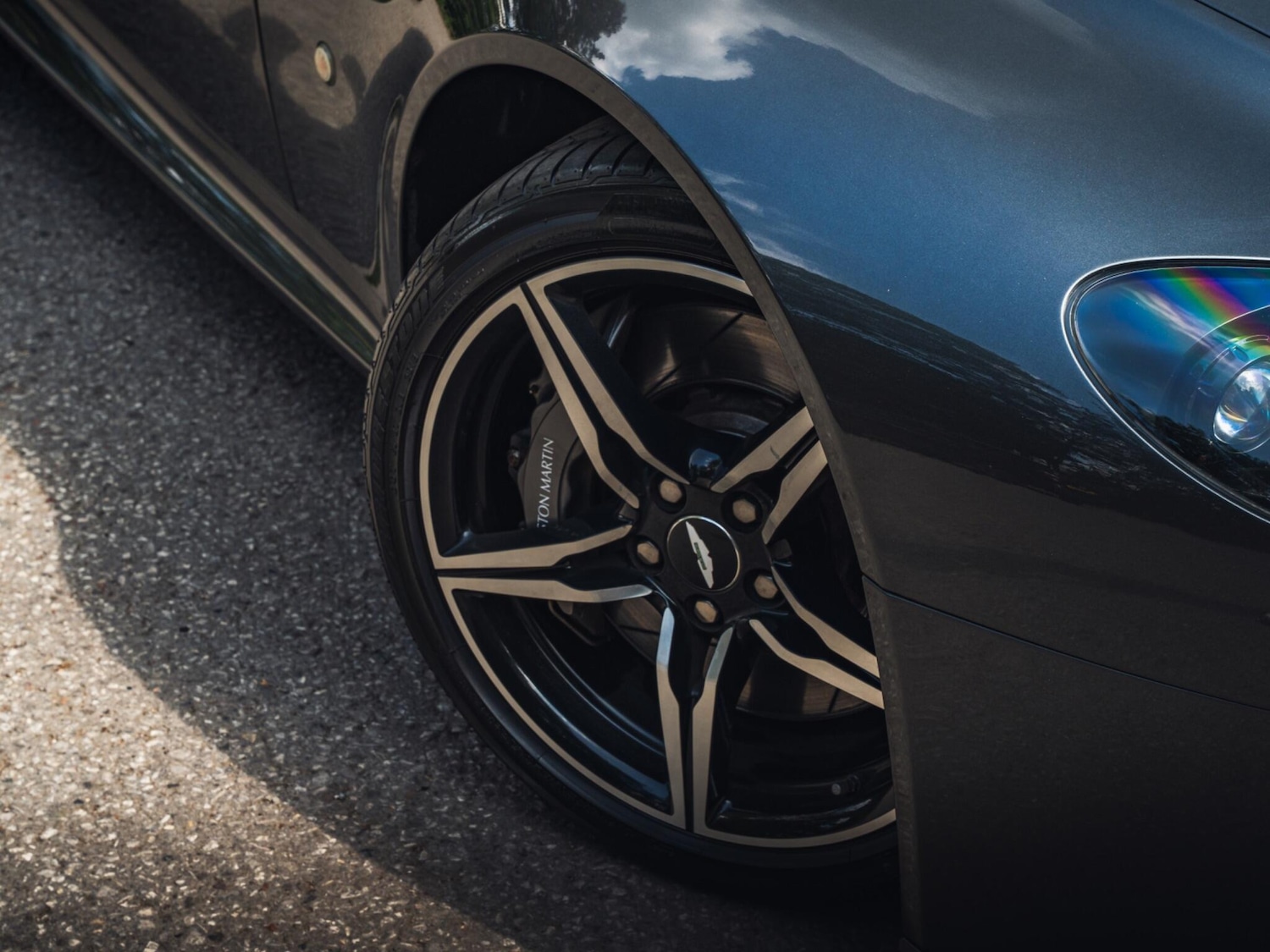 Used Aston Martin Vantage 2015 for sale - 76988644: Photo 34