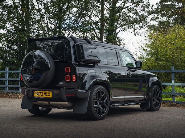 Used Land Rover Defender 110 2023 for sale - 76085143: Photo 10