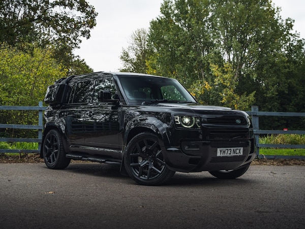 Used Land Rover Defender 110 2023 for sale - 76085143: Photo 1