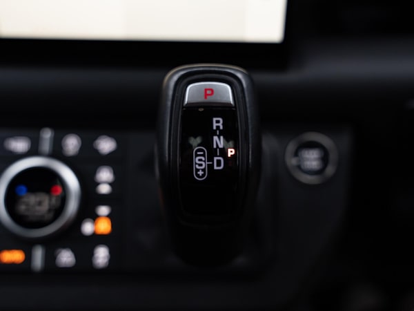 Used Land Rover Defender 110 2023 for sale - 76085143: Photo 30