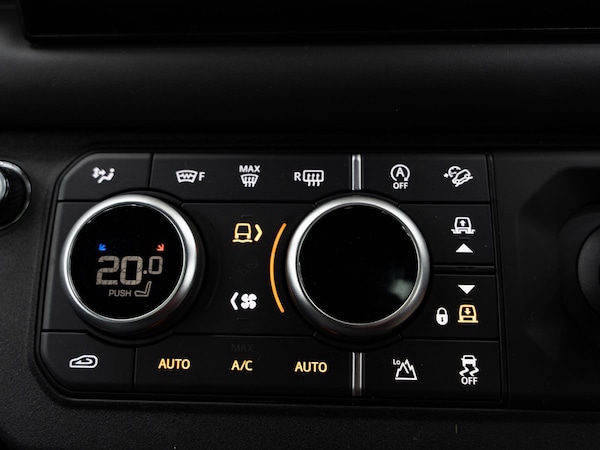 Used Land Rover Defender 110 2023 for sale - 76085143: Photo 36