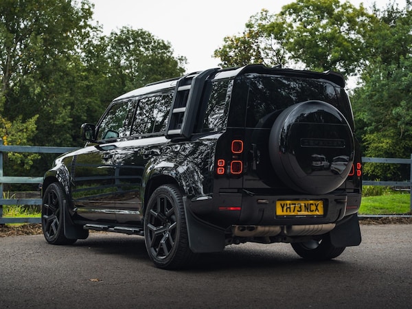 Used Land Rover Defender 110 2023 for sale - 76085143: Photo 4