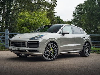 Used Porsche Cayenne 2022 for sale - 79255552: Photo