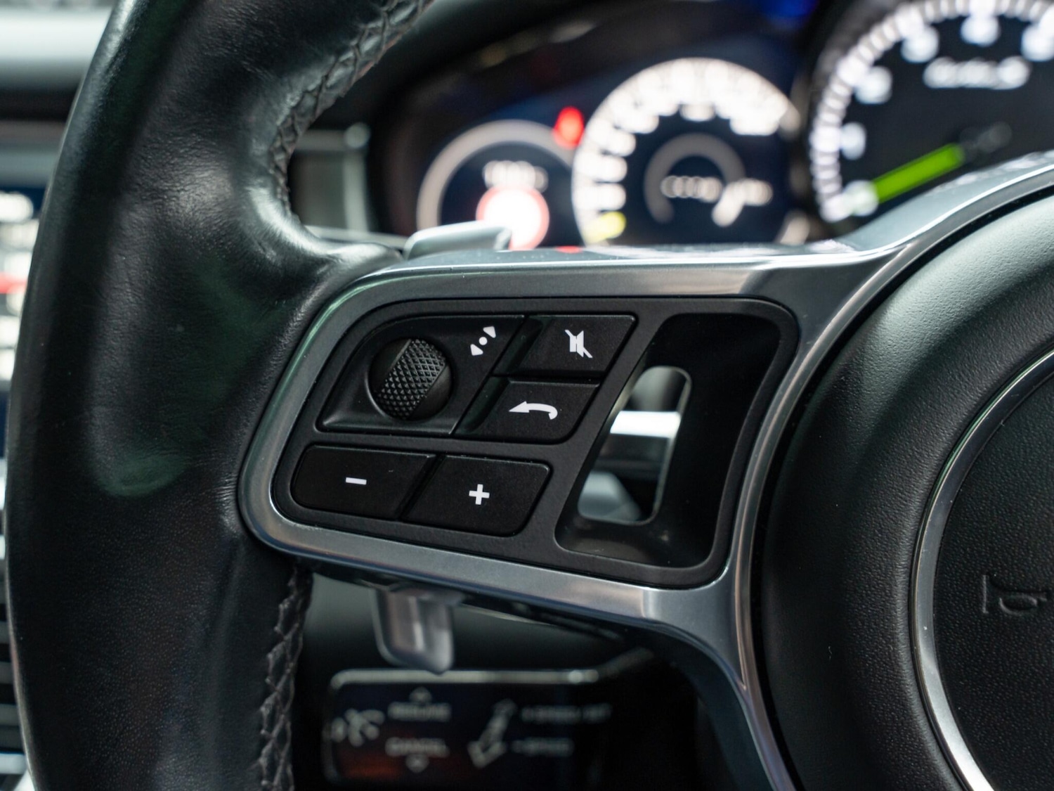 Used Porsche Panamera 2017 for sale - 77754039: Photo 18