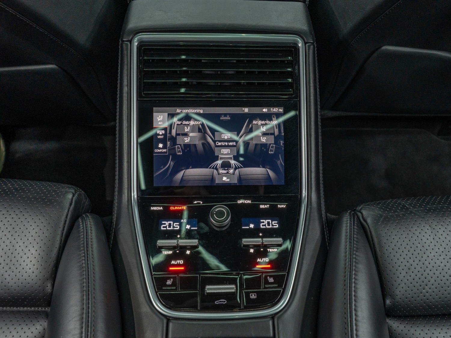 Used Porsche Panamera 2017 for sale - 77754039: Photo 38