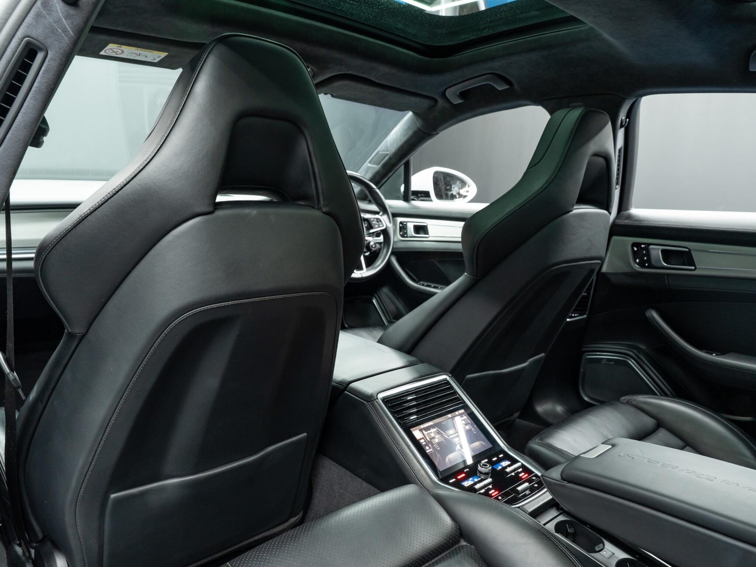 Used Porsche Panamera 2017 for sale - 77754039: Photo 58