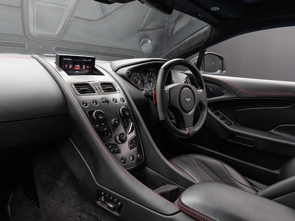 Used Aston Martin Vanquish for sale - 76326930: Photo 11