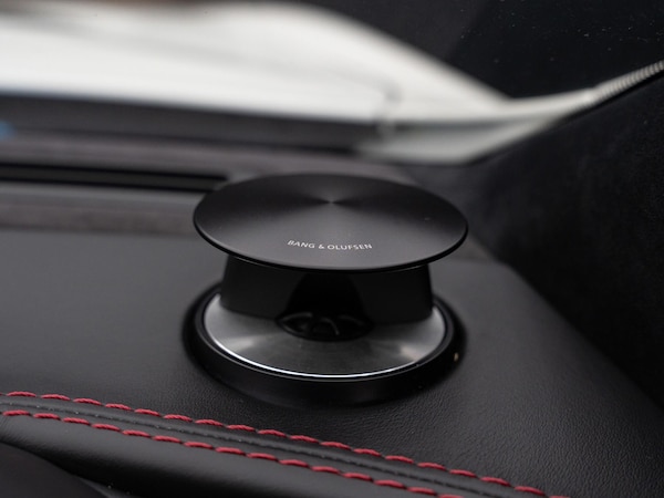 Used Aston Martin Vanquish for sale - 76326930: Photo 14