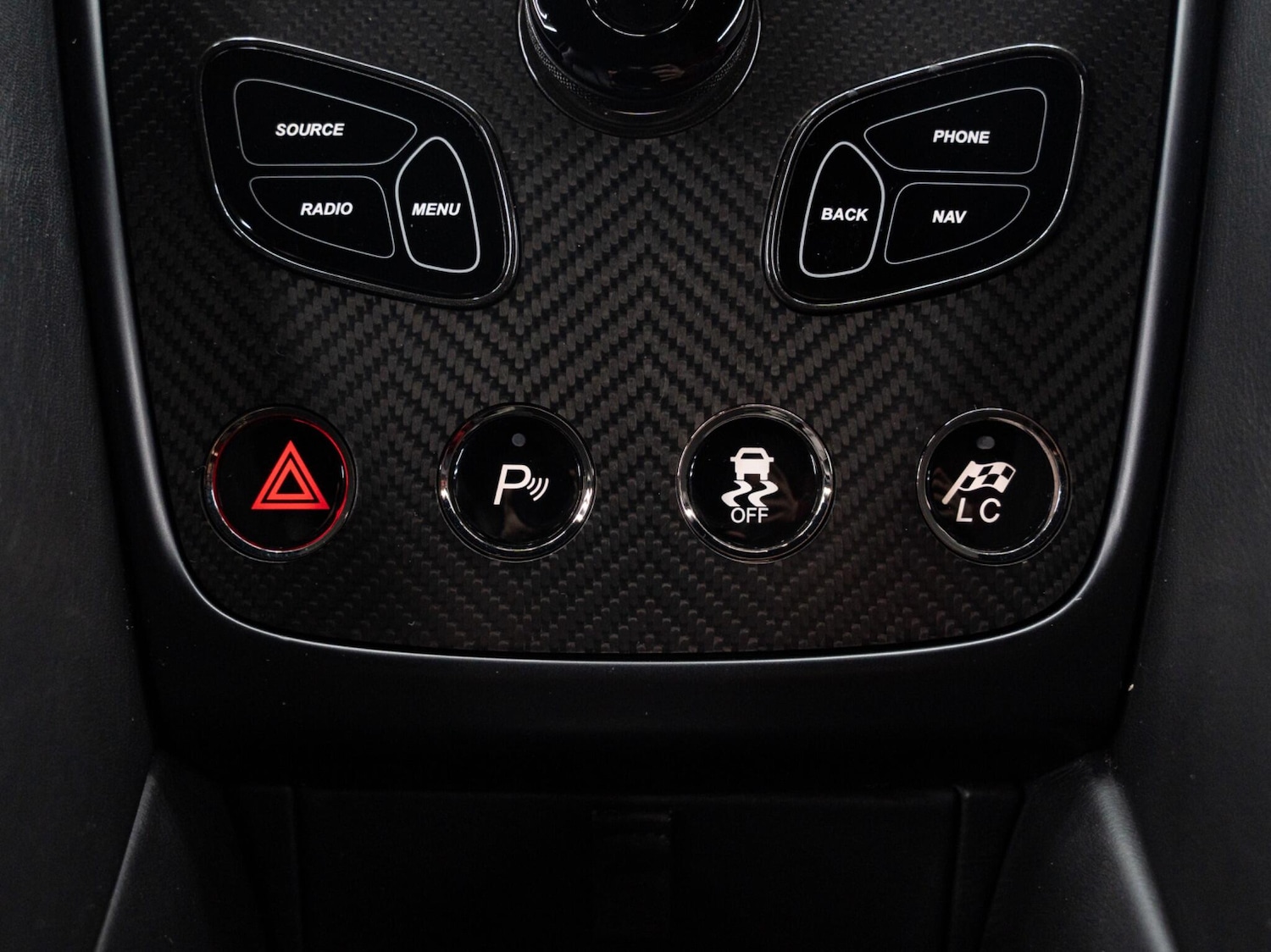 Used Aston Martin Vanquish 2015 for sale - 76326930: Photo 20