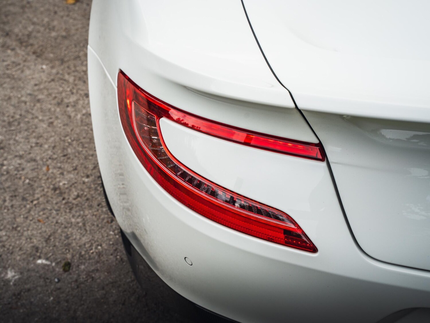 Used Aston Martin Vanquish 2015 for sale - 76326930: Photo 27