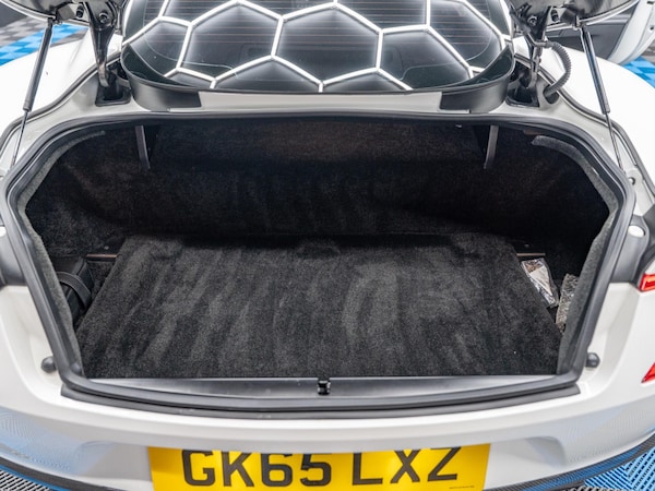Used Aston Martin Vanquish for sale - 76326930: Photo 32