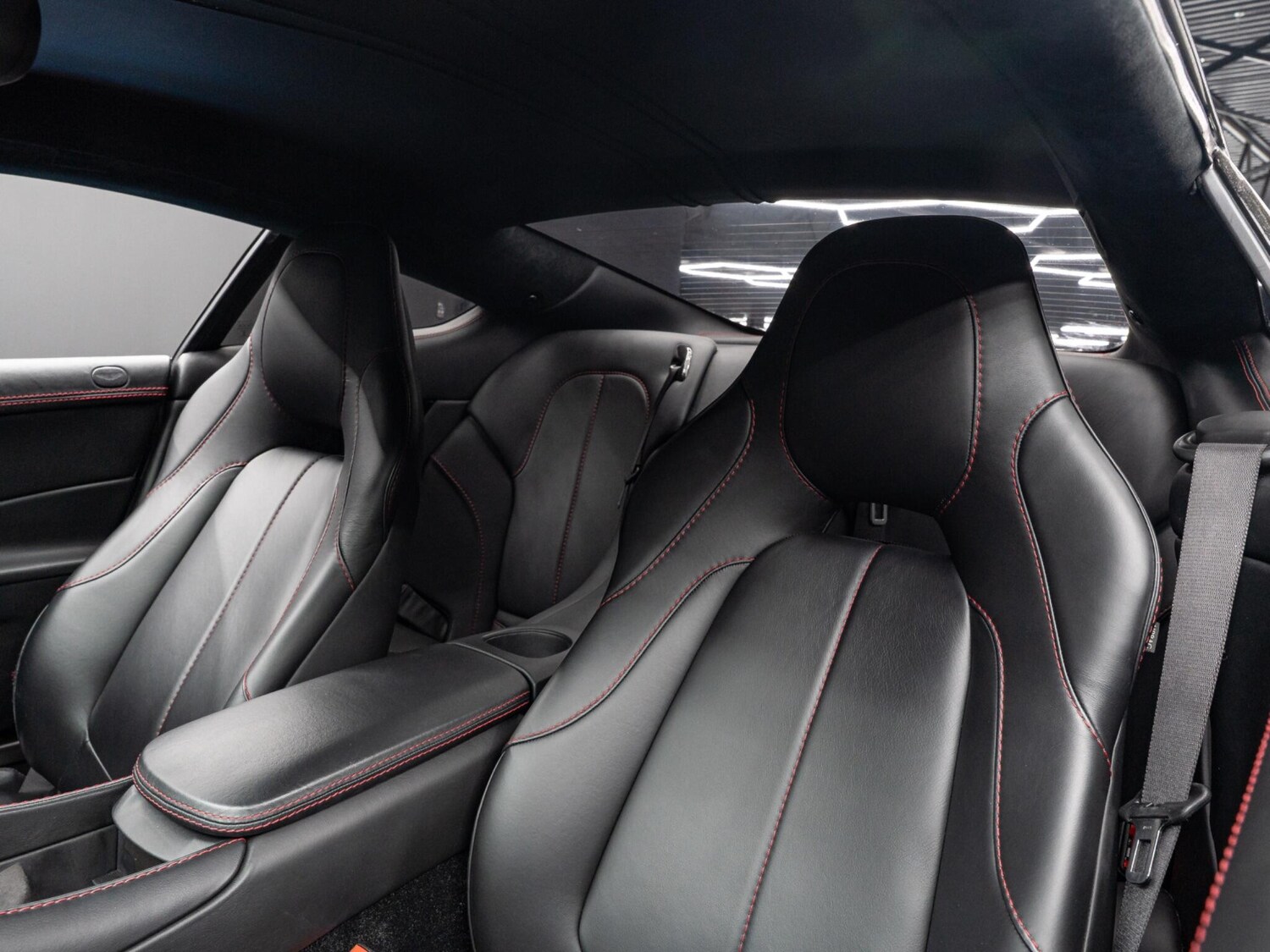 Used Aston Martin Vanquish 2015 for sale - 76326930: Photo 36