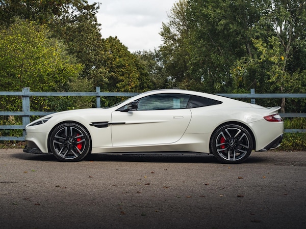 Used Aston Martin Vanquish for sale - 76326930: Photo 5
