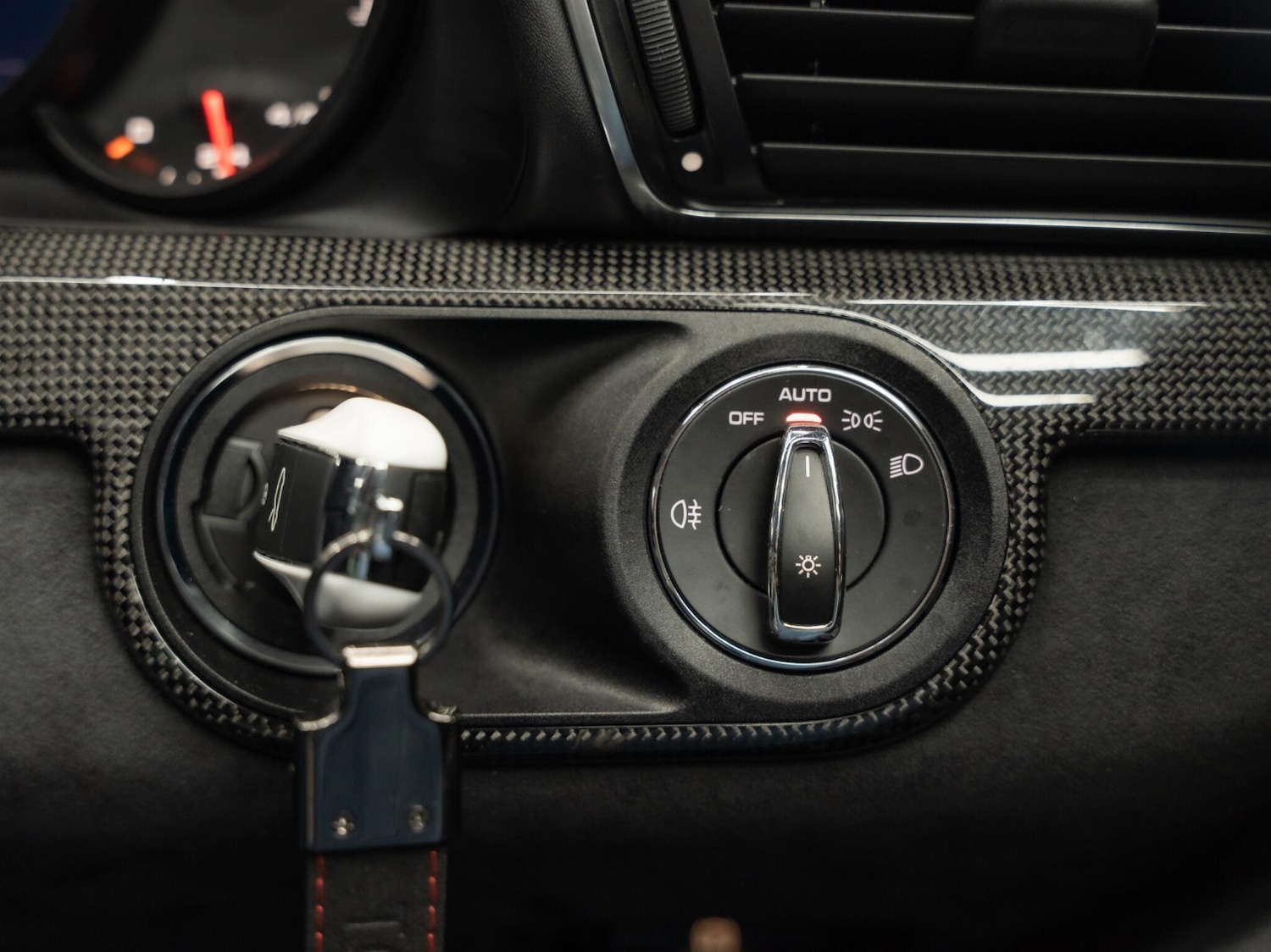 Used Porsche 911 2017 for sale - 77479495: Photo 24