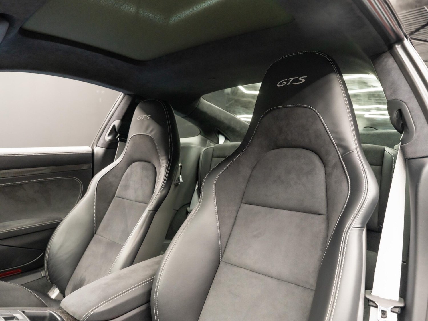 Used Porsche 911 2017 for sale - 77479495: Photo 44