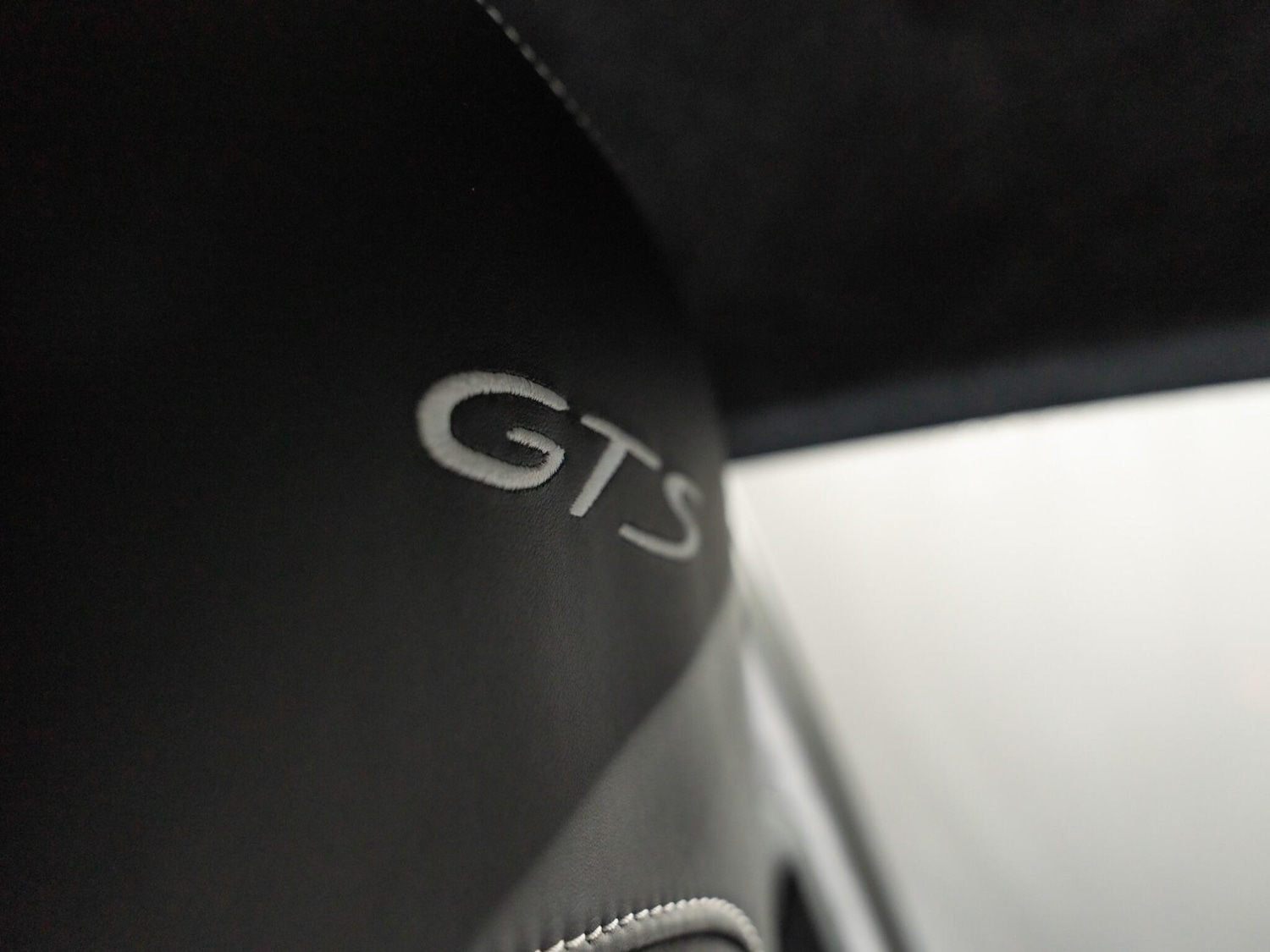 Used Porsche 911 2017 for sale - 77479495: Photo 46