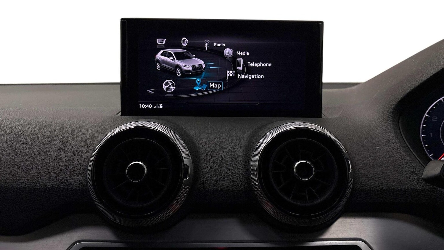 Used Audi Q2 2023 for sale - 76974536: Photo 8