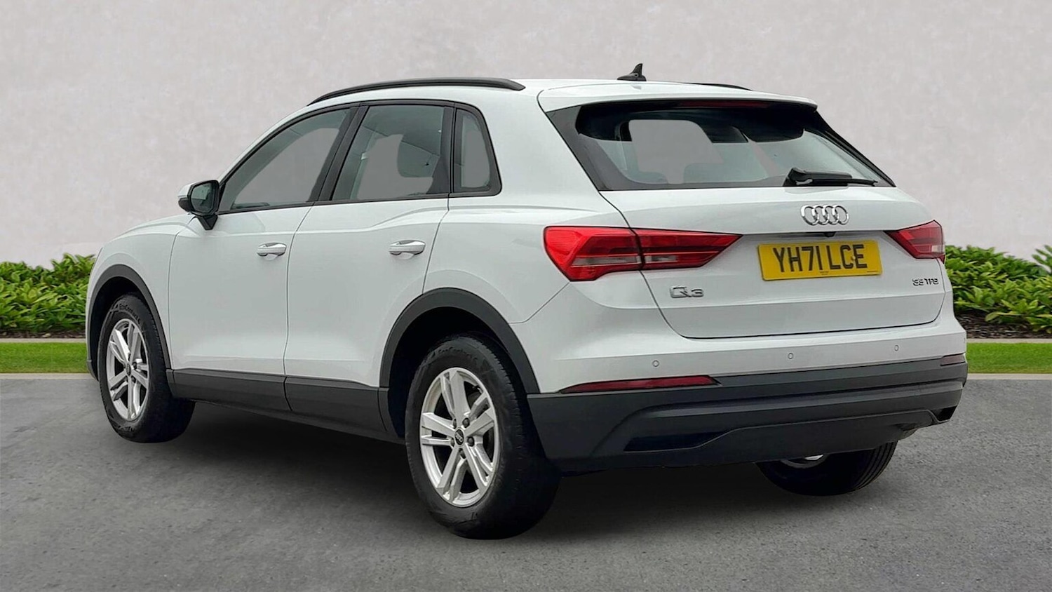 Used Audi Q3 2021 for sale - 76974534: Photo 3