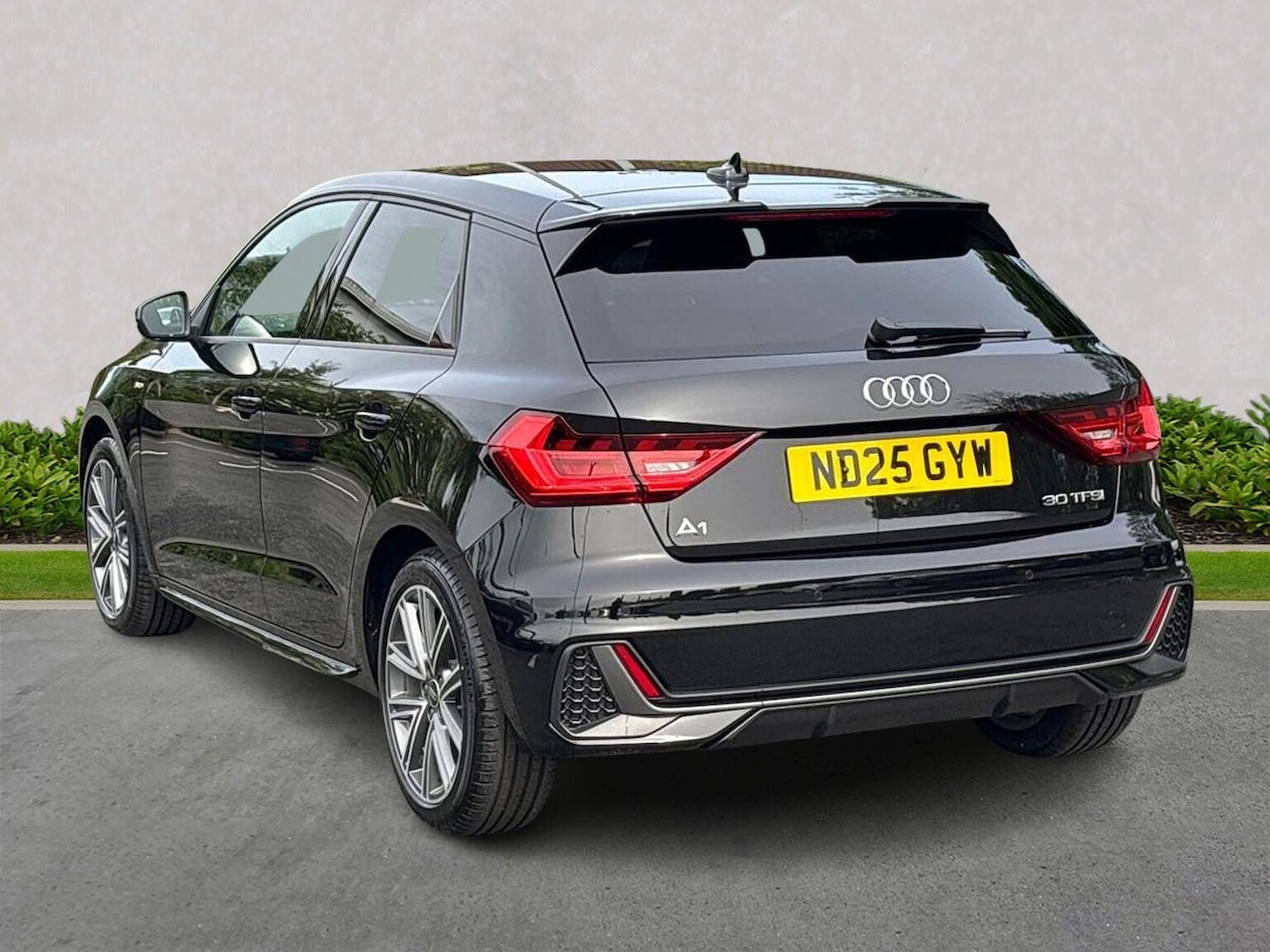Used Audi A1 2025 for sale - 76194518: Photo 2