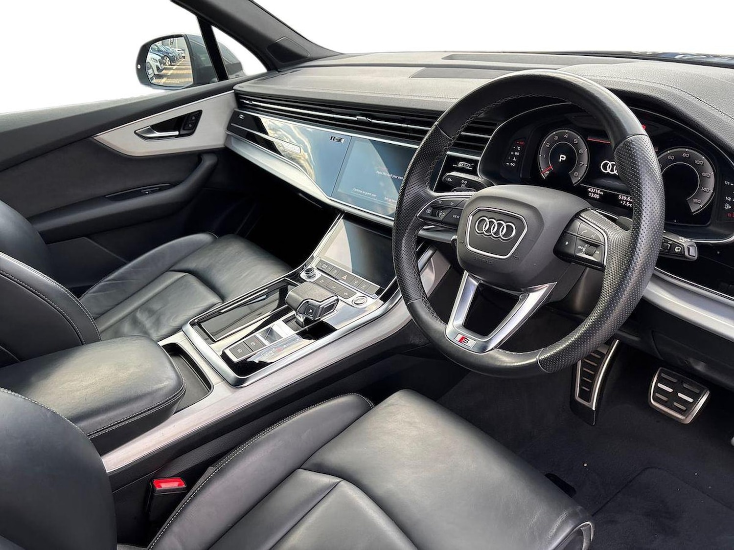 Used Audi Q7 2022 for sale - 77528837: Photo 15