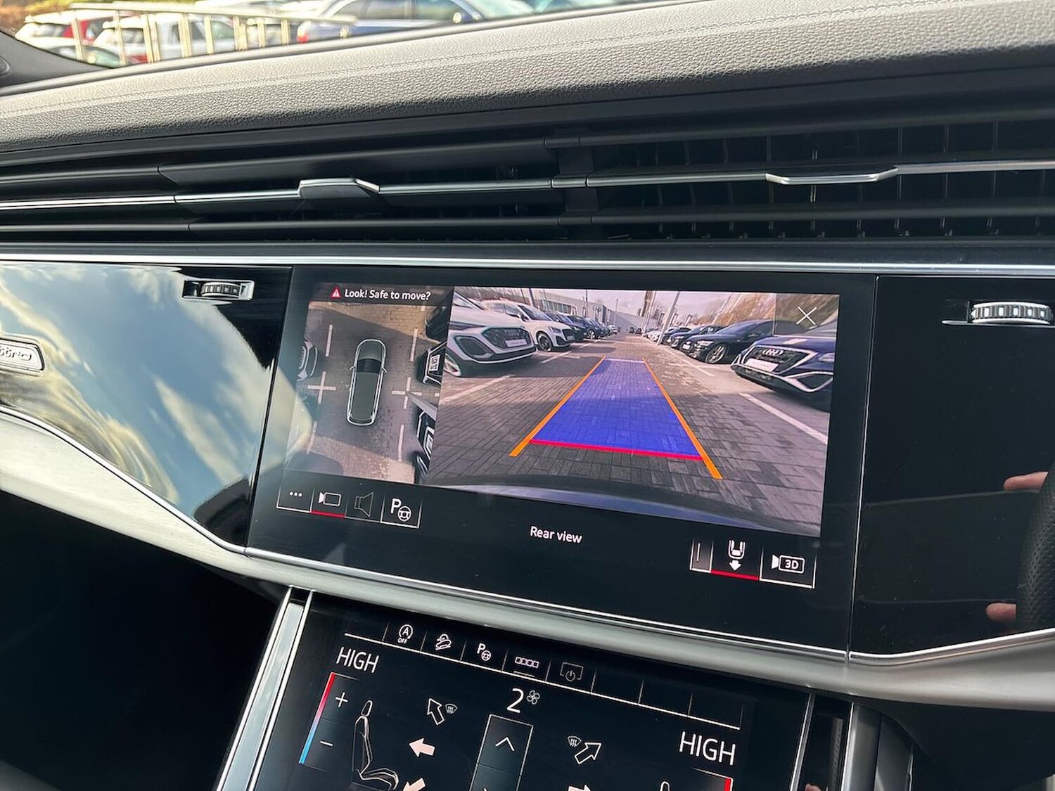 Used Audi Q7 2022 for sale - 77528837: Photo 23