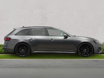 Used Audi RS4 2024 for sale - 78716740: Photo