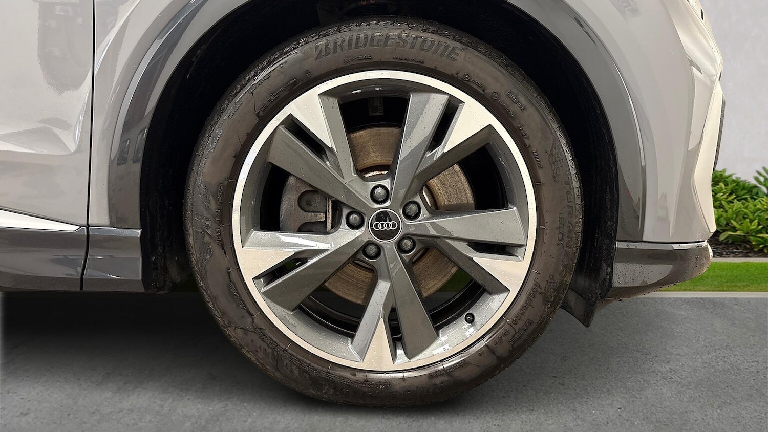 Used Audi Q4 e-tron 2022 for sale - 76391754: Photo 4