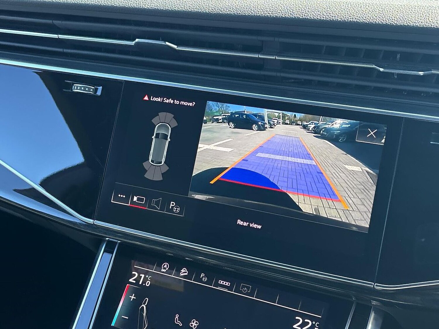 Used Audi Q8 2023 for sale - 78193608: Photo 25