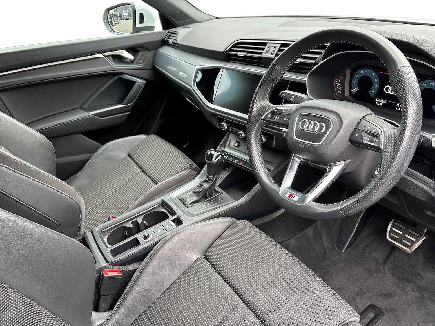 Used Audi Q3 2019 for sale - 76157250: Photo 15