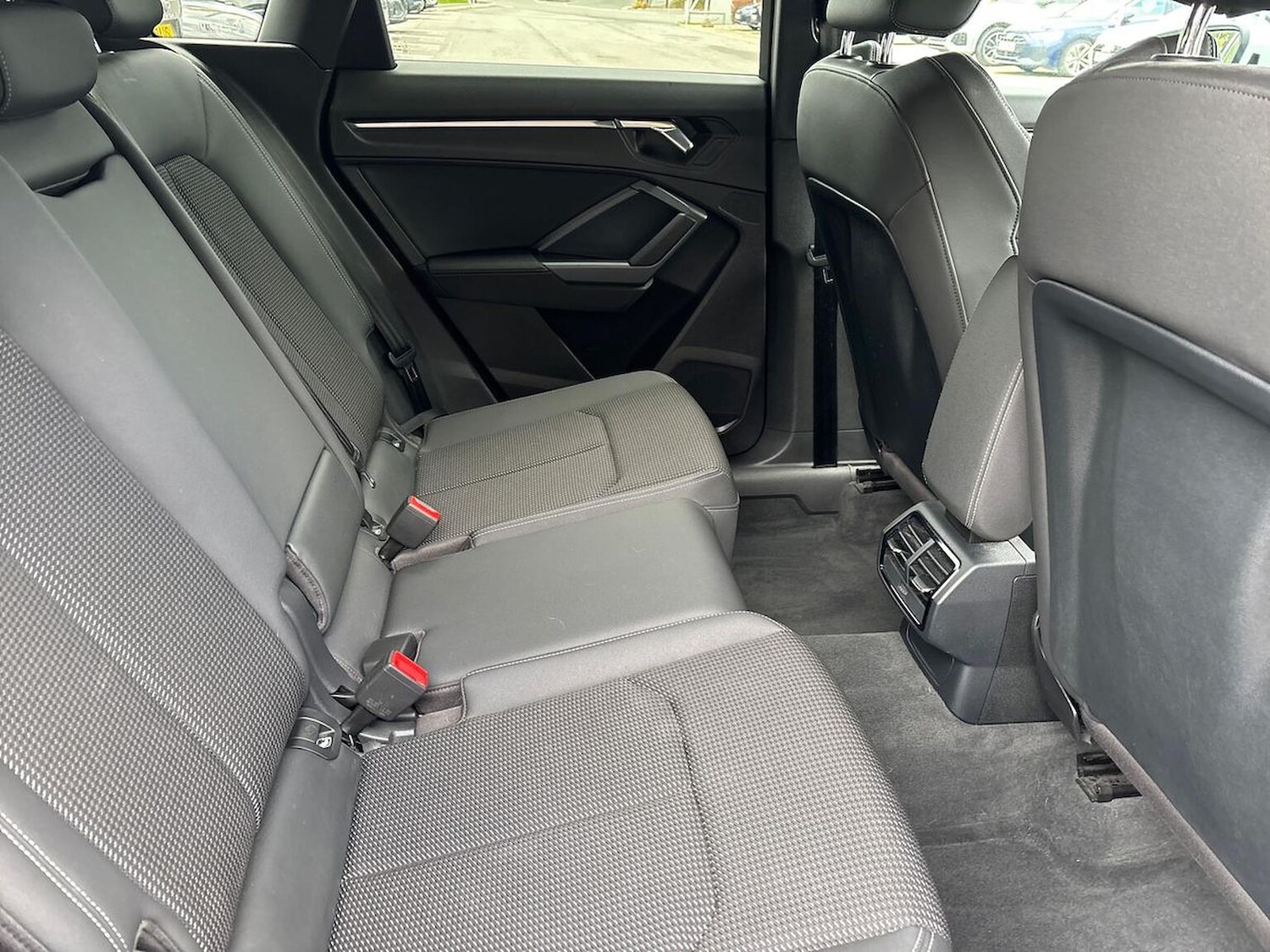 Used Audi Q3 2019 for sale - 76157250: Photo 16