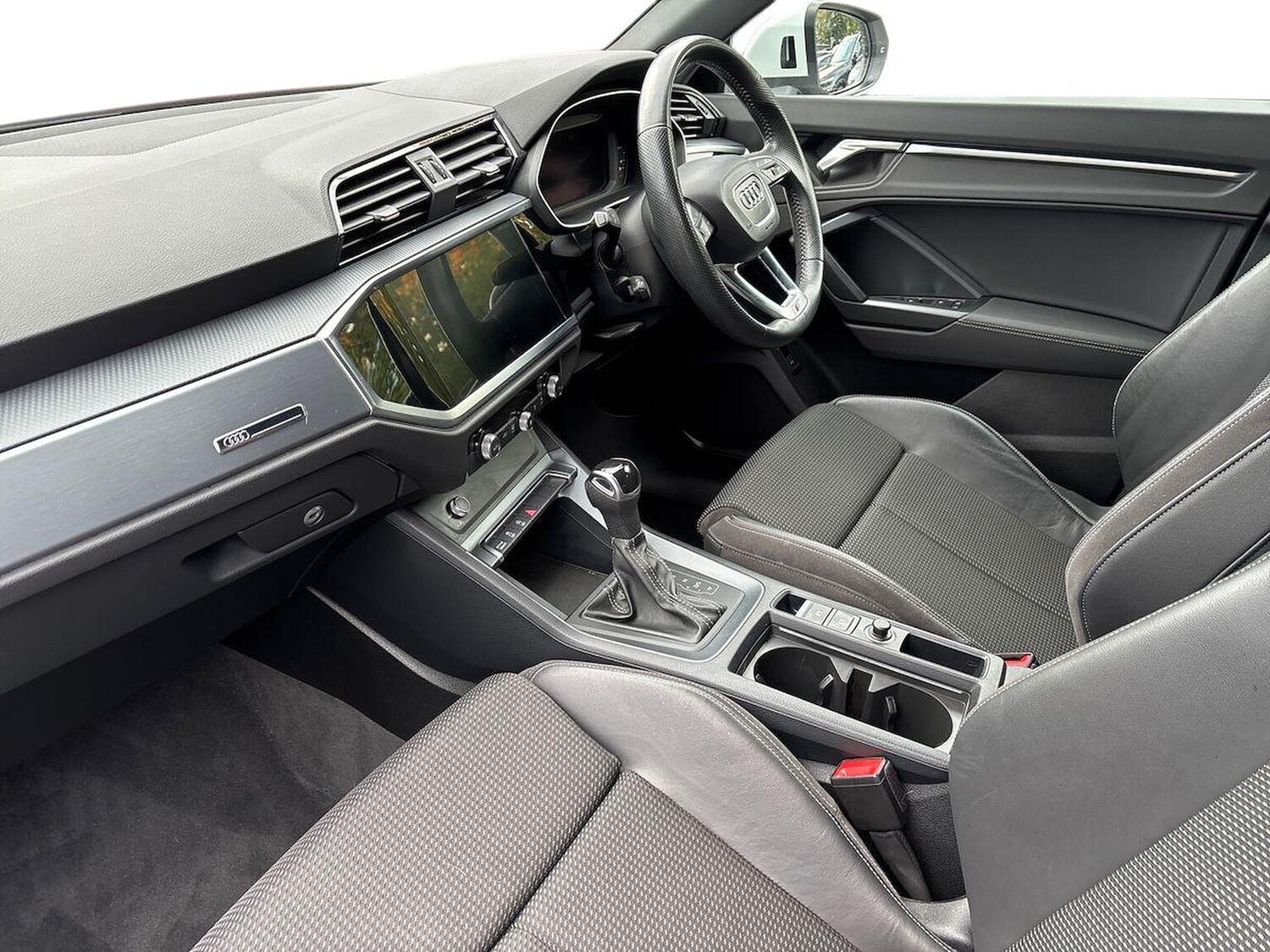Used Audi Q3 2019 for sale - 76157250: Photo 7