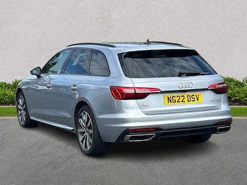 Used Audi A4 2022 for sale - 75437412: Photo