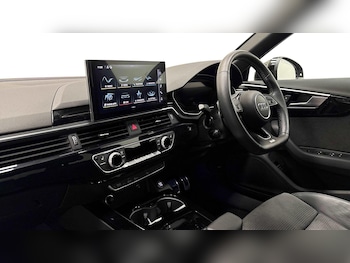 Used Audi A4 2021 for sale - 77011951: Photo