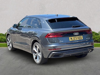 Used Audi Q8 2023 for sale - 79379940: Photo