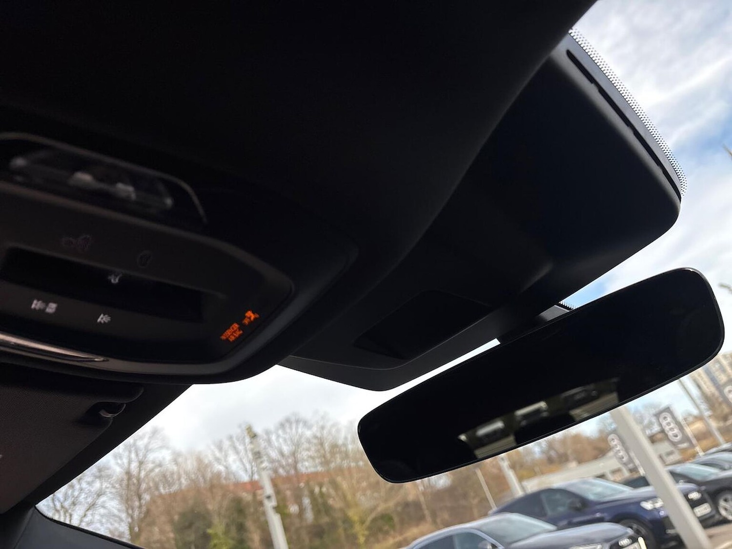 Used Audi Q6 e-tron 2025 for sale - 76165037: Photo 14