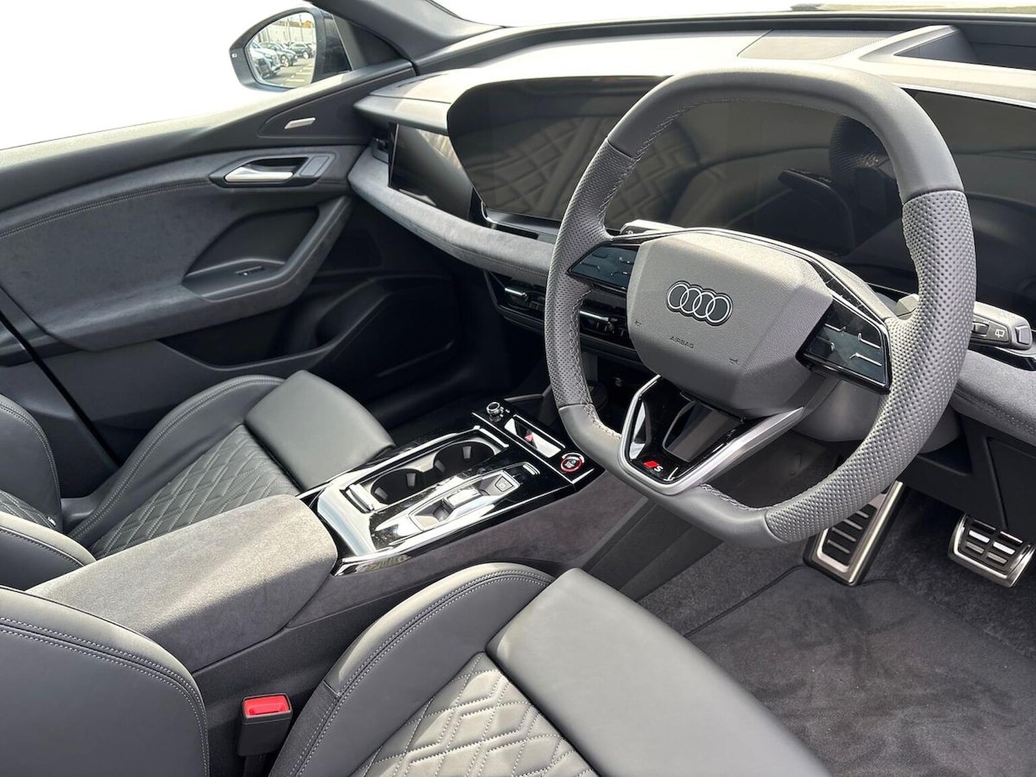 Used Audi Q6 e-tron 2025 for sale - 76165037: Photo 15