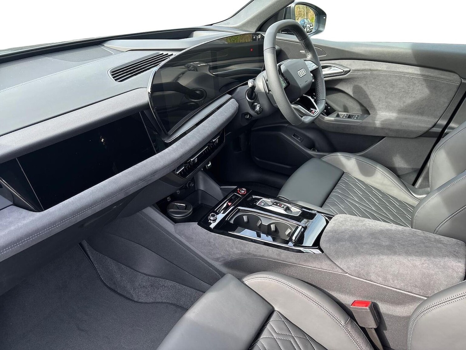 Used Audi Q6 e-tron 2025 for sale - 76165037: Photo 7