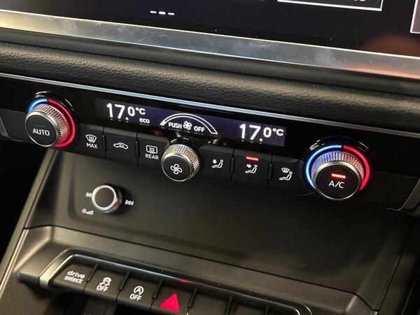 Used Audi Q3 2024 for sale - 75766865: Photo 12