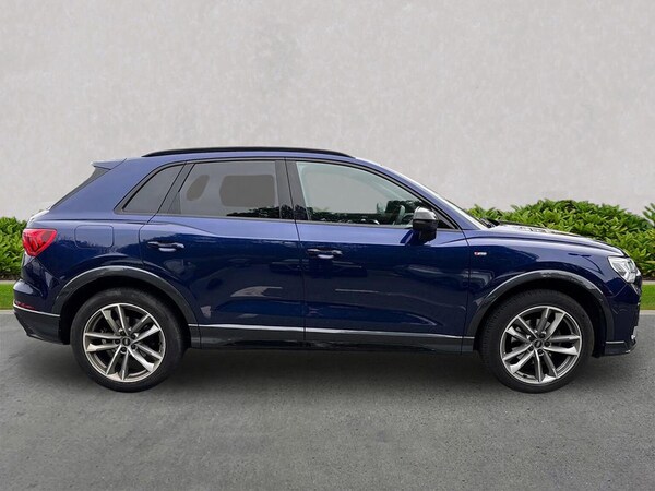 Used Audi Q3 2022 for sale - 76299408: Photo 3
