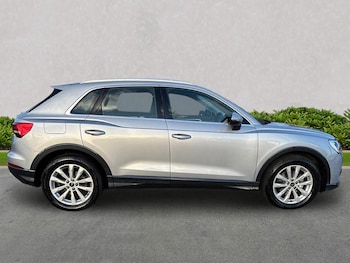 Used Audi Q3 2025 for sale - 76763474: Photo