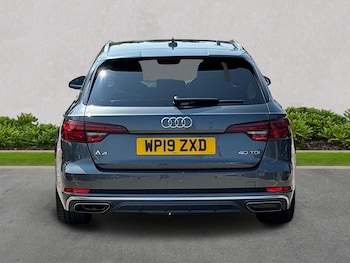Used Audi A4 2019 for sale - 79190824: Photo