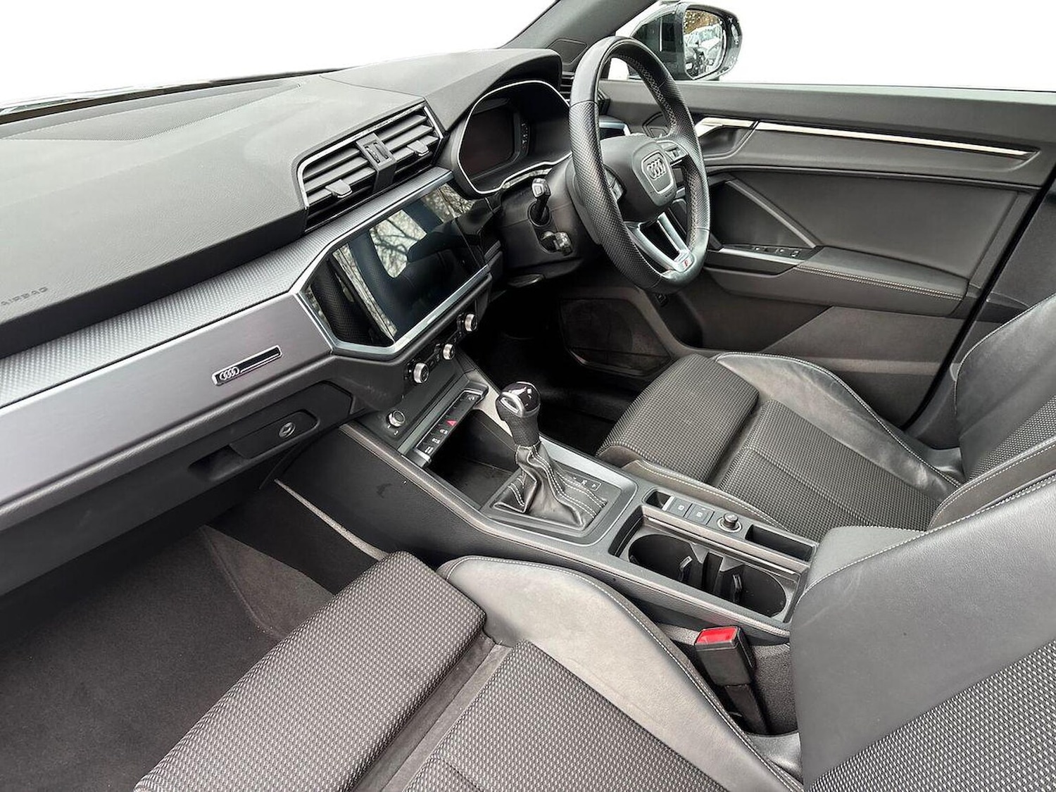 Used Audi Q3 2022 for sale - 77745130: Photo 7