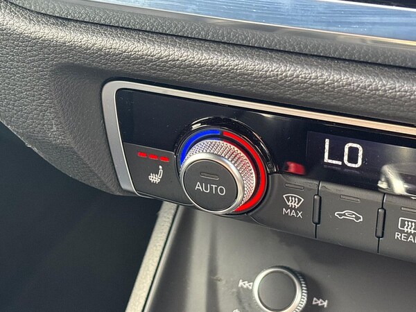 Used Audi Q3 2023 for sale - 76331039: Photo 25