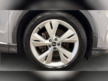 Used Audi Q4 e-tron 2022 for sale - 77001875: Photo