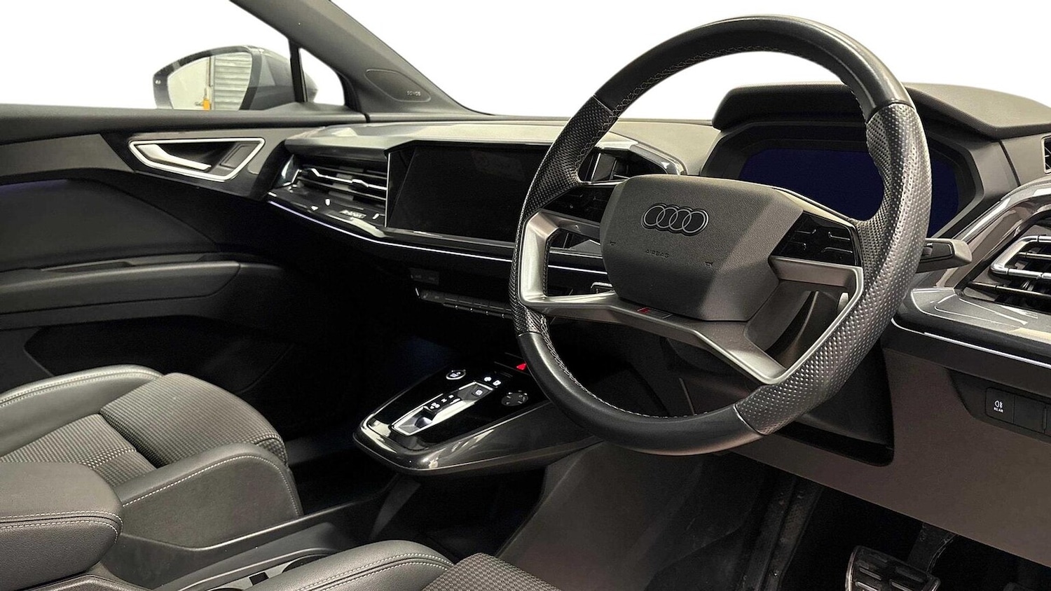 Used Audi Q4 e-tron 2022 for sale - 77001875: Photo 6