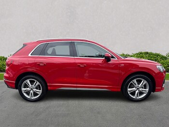 Used Audi Q3 2025 for sale - 77492394: Photo
