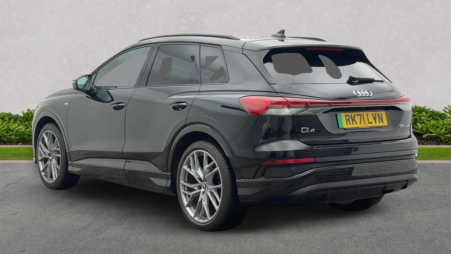 Used Audi Q4 e-tron 2021 for sale - 76391758: Photo 2