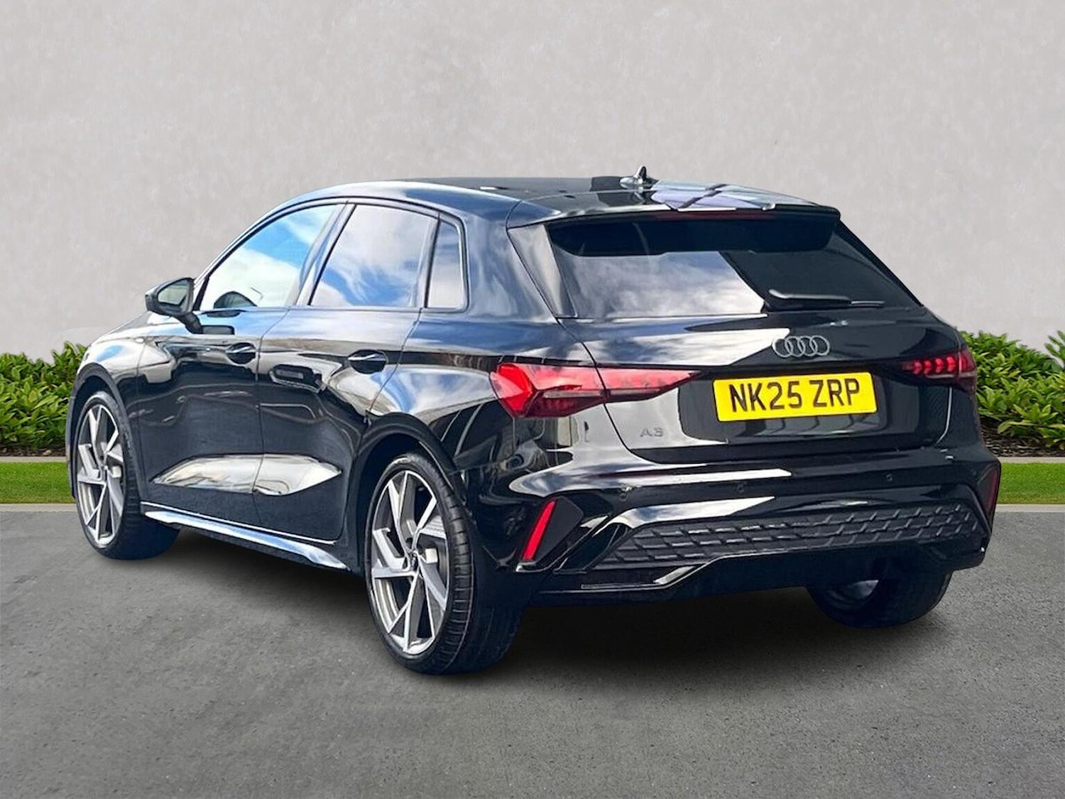 Used Audi A3 2025 for sale - 76129064: Photo 2