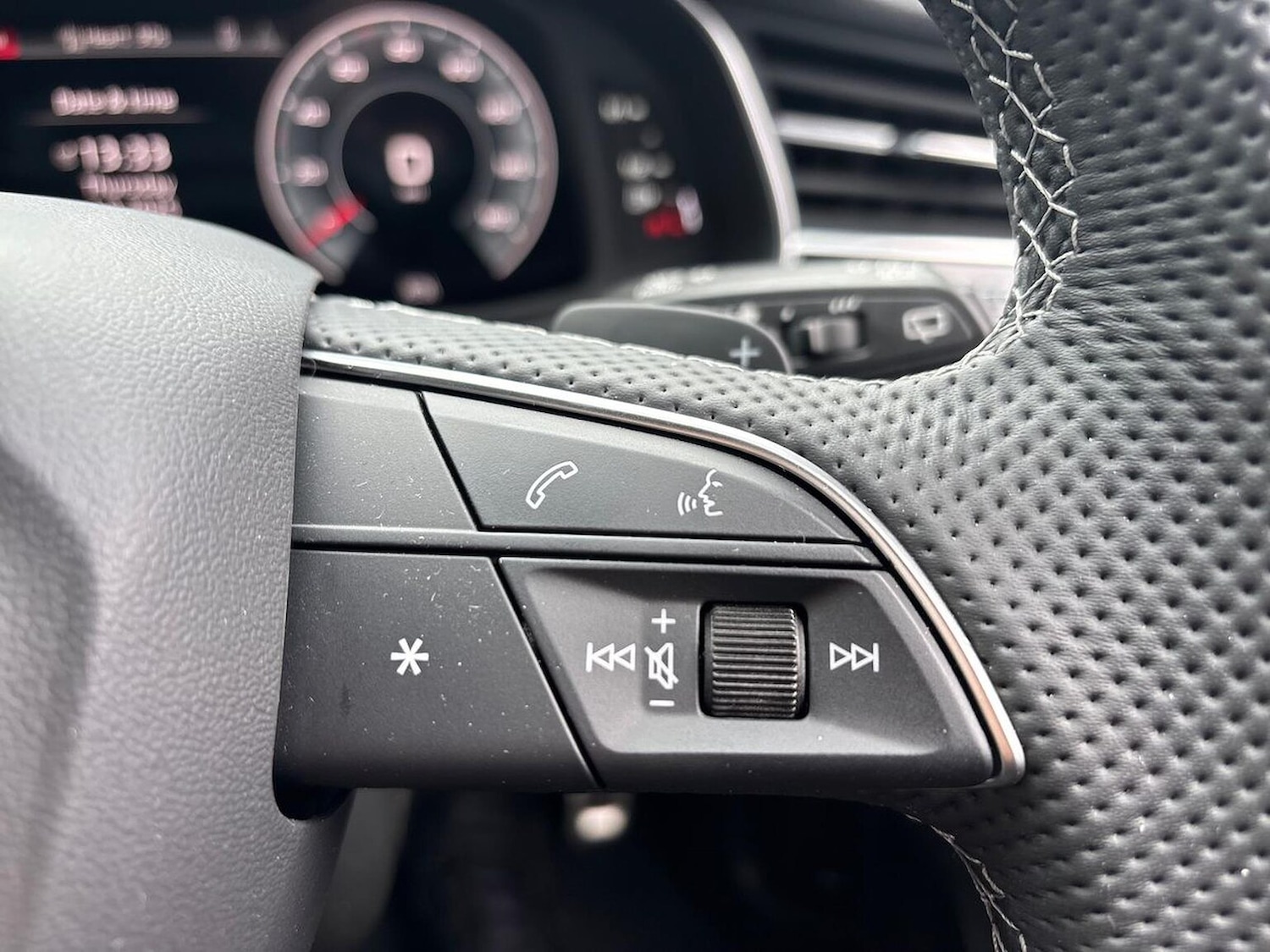Used Audi Q7 2025 for sale - 76114240: Photo 27